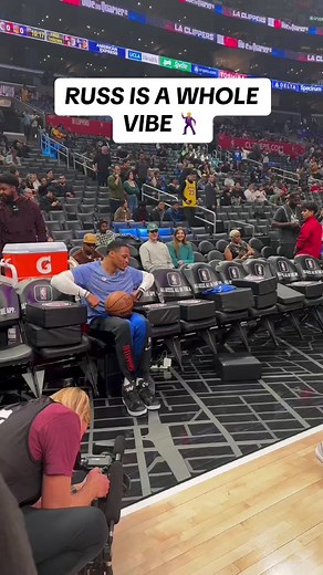 Russ at it again🕺 #NBA #russellwestbrook #dancing #pregame