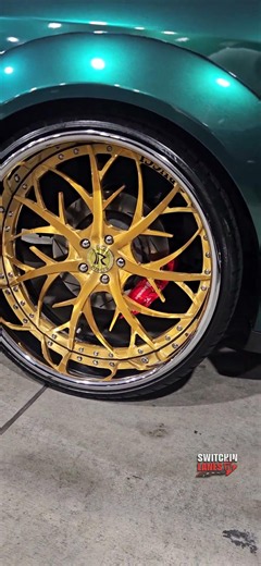 Srt Dodge Challenger Hellcat with a cool color wrap on some 24" Rucci Gold wheels #cars #srtaddicts