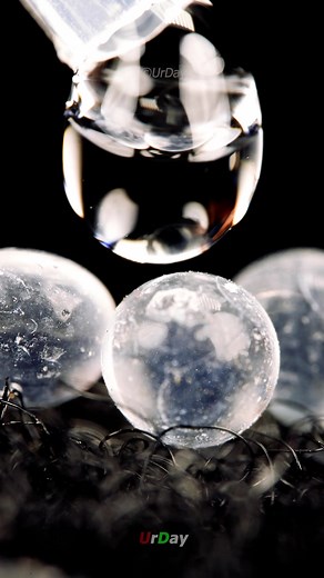 Silica Gel: What It Is and How It Works
