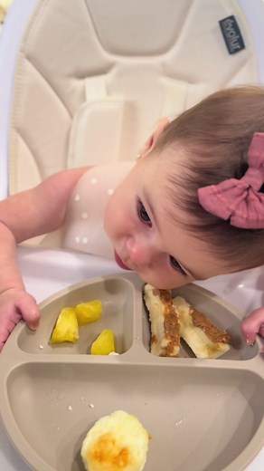 Sick food review #blw #babyledweaning #babyledweaningideas #babyledweaningideasblw #blwbreakfast #babyfood #rsvseason