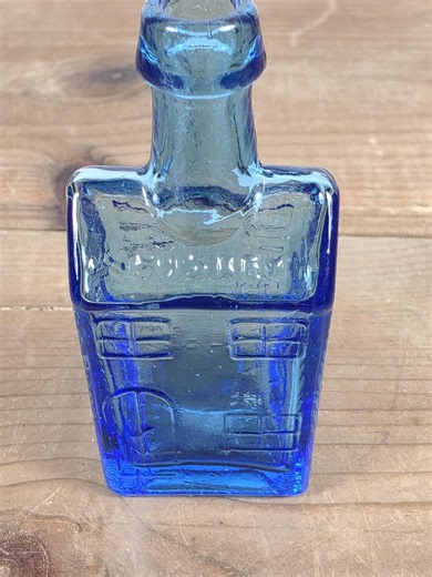 Mid Century Vintage 1960's E.C. Booz's Old Cabin Whiskey Bottle, Wheaton, NJ – Blue , 3.25”H - Etsy