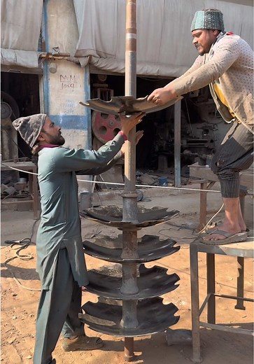 Assembling a Heavy Disc by Hand: A Desi Engineering Skill
