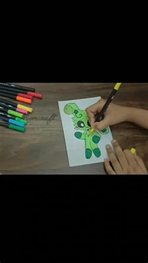 How to draw Hoppy hopscotch ✨️💚 #cuteart#poppyplaytime #hoppyhopscotch #shorts #viral #momcraft