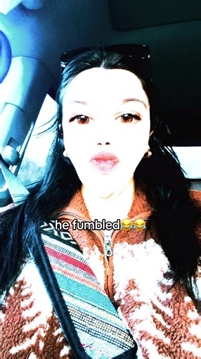 audrina (@exoticc444)’s video of slipping with milk prank