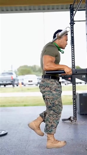 USA gym fitness 🇺🇸 coach blue #fitness #gymmotivation #money #fitness #gymgirl #foryou #gym #gymlife #usa #ladies #lifecoach #foryou #virlvideo #fitness