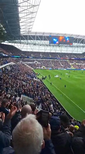 UTFT x | Ice Cream Robots