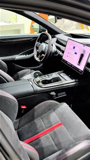 New Xiaomi SU7 Ultra 2026 Carbon Edition Blue Color Super Performance Sport EV