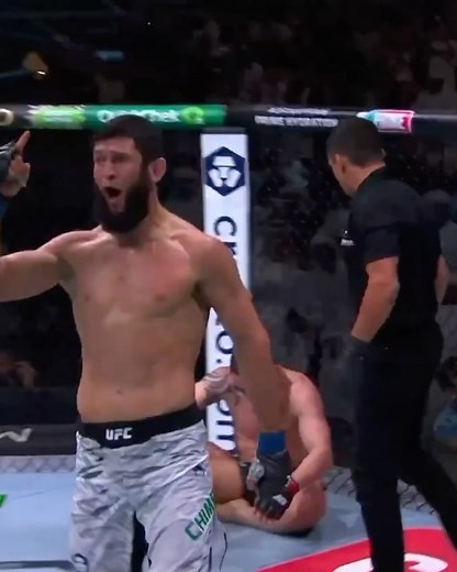 UFC France on Instagram: "De retour plus fort que jamais 💪 Khamzat Chimaev s’impose par soumission au premier round à l’#UFC308"