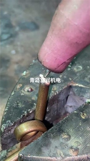 Direct welding of copper with seams using a cold welding machine