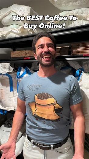 The BEST COFFEE To Buy Online 🤯☕️ Start with the real best coffee to buy online: high-scoring specialty lots, clean roasted with electric (no combustion) a visible roast date. Glossy beans can mean older, over-roasted, or imperfect coffee. Fresh grounds “bloom” when you pour—bubbles = CO₂ = life. No bloom? Likely stale. (Note, not all fresh coffee blooms big, just look for frothy bubbles). (Save this): - Hunt the roast date (fresh wins). - Ask how fast they roast ship. - Read the details: varie