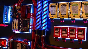 13 Eye-Popping Home Office Setups