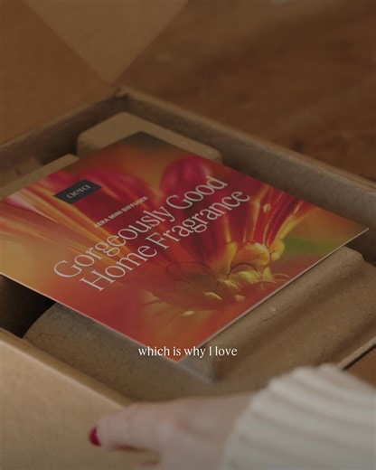 The Aera smart diffuser is the cleanest way to scent your home with cozy, seasonal fragrance. No mist. No mess. No maintenance. | Mallory | Reserve Home