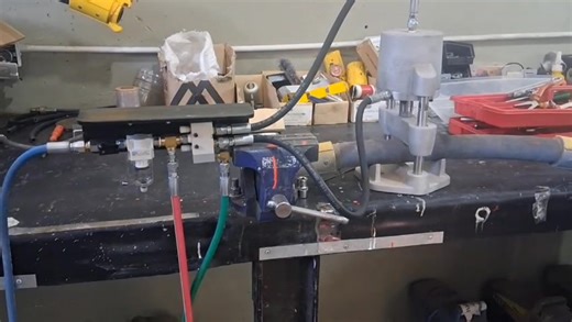 1.9K views | Prueba de sistema pinch para un cliente que necesita una solución a su problema. Aportamos soluciones a la industria. ---------- Pinch system testing for a client who needed a solution to their problem. We provide solutions for industry. Contact us via WhatsApp at +54 9 299-5123306 #Industria #SolucionesIndustriales #ValvulasPinch #OilAndGas #IRAM #Vmos | Rossi IndustrialTechnology | Facebook