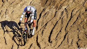 Mathieu van der Poel geeft aan stil te staan bij eigen dominantie: "Alles is vergankelijk en hoe ouder ik word, hoe meer ik geniet" | sporza