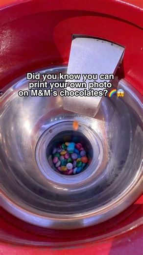 Design your own M&M’s at M&M’s World London in Leicester Square, the BIGGEST M&M’s store in the world! You can upload or snap a photo on the spot, pick your favourite colours and cup size, and watch as your personalised M&M’s are printed right in front of you. Such a fun and unique experience and is a must-try if you love M&M’s when in London! ✨ Follow me for more unique shopping and travel tips! #mandm #mandms #designyourown #chocolate #chocolatelover #london #traveluk #exploreuk | daddy.xj