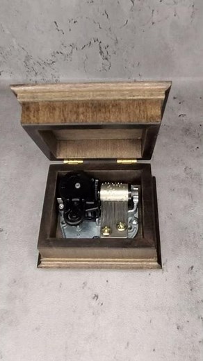 Sunrise, sunset music box