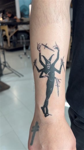 Emilio Indio on Instagram: "Dm to book ⚫️⚫️⚫️⚫️ Design by: @strange_house #chicago #tattoo #artist #blackwork"