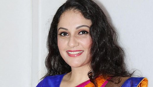 Gracy Singh Wiki, Age, Boyfriend, Husband, Family, Biography & More - WikiBio