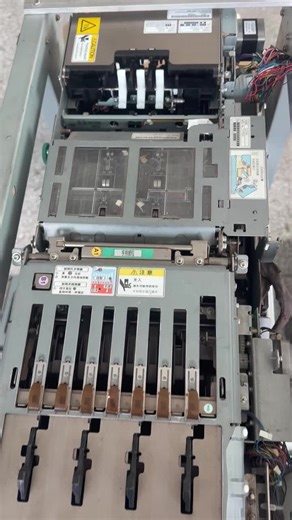 Hitachi SR7500 UTR, ESCROW, CS, UTF, EPP, V2G card readers are available for sale. kevin@atmmarts.com 8616616629356 #automatedtellermachine #ATMsupplies #atmservice #bankservice #bankteller