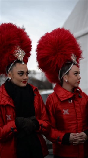 Le Moulin Rouge on Instagram: "Quelques minutes avant les 12 coups de minuit, nos artistes ont fait vibrer la Place de la Concorde avec une chorégraphie inédite pour La Grande Soirée du 31 à Paris ! 💃✨ Un moment magique à (re)voir en replay sur France 2 (2:51:00) 🎥 Quel bonheur de commencer 2026 sous les projecteurs… et à vos côtés. ❤️ Just before midnight, our artists took over Place de la Concorde with an original performance for La Grande Soirée du 31 in Paris 💃✨ A magical moment to (re)wa