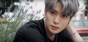 Jaehyun (NCT) dévoile un MV filmé à Paris et Londres pour sa reprise de « I Like Me Better »