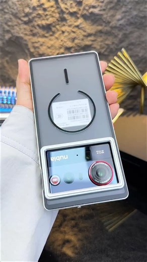 Trendy Tech Review on Instagram: "Nubia Z80 Ultra features a breathable aluminum alloy frame with an automatic snap-on design for easy installation and removal. The frosted back film is sweat-proof and fingerprint-resistant. It also supports magnetic charging. #DropProofPhoneCase"