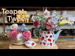 Easy Teapot Floral Design: A Stunning Floral Arrangement