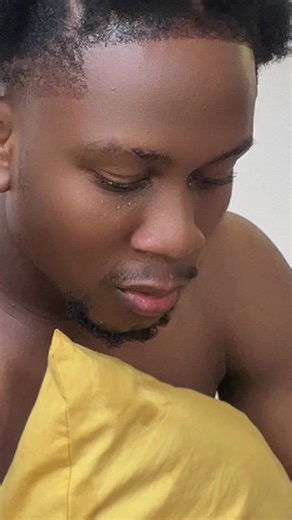 Awo seigneur tout seul sans personne ❤️ comment je te remercie tu as trop faire pour moi en plus jma mère 💔 ma petite sœur (l’une)💔 et mon petit frère 💔mais tu vas toujours garder en vie merci à mort 😭❤️svp seigneur donne-moi encore plus je t’aime fort ❤️😭🙏🏿🤲🏽 que je puisse rendre le monde heureux 😀