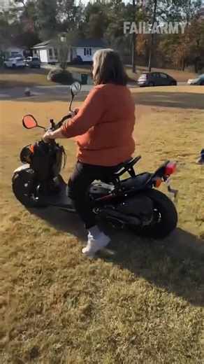 I was so so so close... 😩 🤣 #moped #scooterfail #mopedcrash #crash #scooter #carfails #fail #fblifestyle | FailArmy