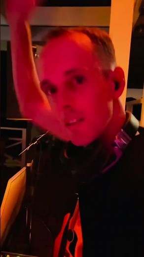 Wedding Dance Floor - Conga Line