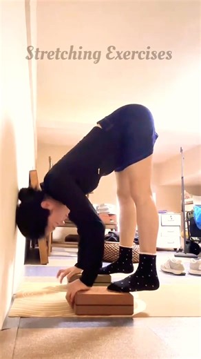 stretching exercises | yoga upper back and neck | seated yoga for beginners #yogastretch #stretching