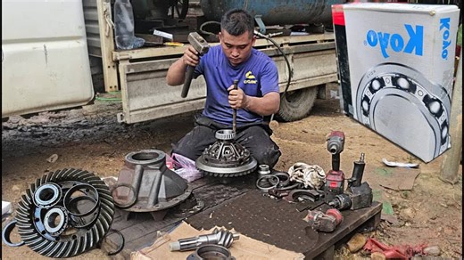 3.8K views · 26 reactions | 80km rescue journey for 4x4 truck with broken front drive shaft in the rain - Danh repairer car | Inventor TV | Facebook