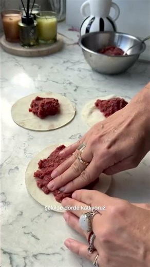 Yufkaya Kolay Smash Burger ⎮ HealthyFoodBreak