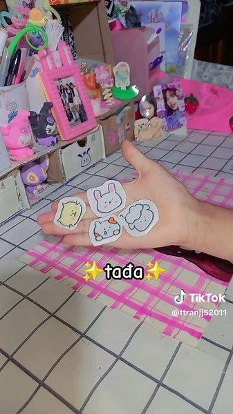 làm sticker💗😊