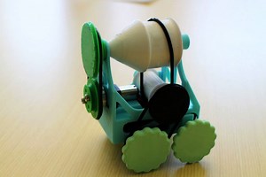 Make PulleyBot: A Pulley Driven Robot #Robots