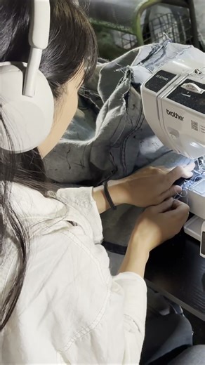 i turned old jeans into a cool bean bag! ~ sew it goes