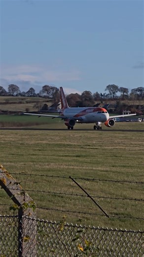 EasyJet A320 G-EZTV EDI-CDG 10th Nov #aviation #avgeek #plane #spotting #airbus #takeoff #airport