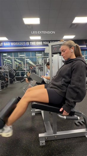 Ultimate Quad Workout for Women: Leg Day Superset