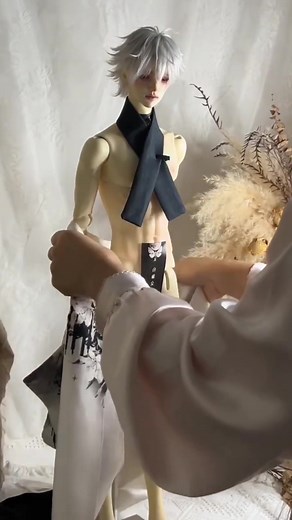 That might just be the best outfit among all the clothes, don’t you think?🤣#bjdoutfit #fashiontiktok #bjddolls #dolls #bjdclothes #handmade #bjddoll #doll #bjd