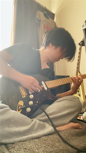 寝起きにイングヴェイ｜ウォームアップの速弾きはRising Forceのアウトロ｜Yngwie｜ギタリスト｜Fender マスビルストラト｜ギター練習