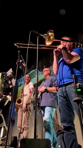 Tour de Force - Hornsection Ole Edvard Antonsen on Tour New choreography @Magnus Bakken 🎷 #fail #dance #trombone