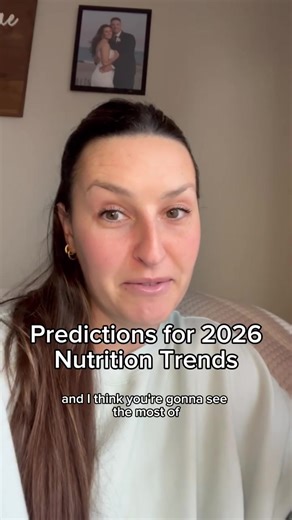 There are so many positives that come with increased awareness around nutrition and fitness. But not every trend or new idea will stand the test of time. When new trends pop up, do not feel pressure to jump on the bandwagon even if your favorite influencer is promoting it. Think long term results instead of short term band aids. Slow progress leads to better sustainability. Quick fixes and poorly studied methods will always keep you stuck in the same cycle. @dietitianmadi