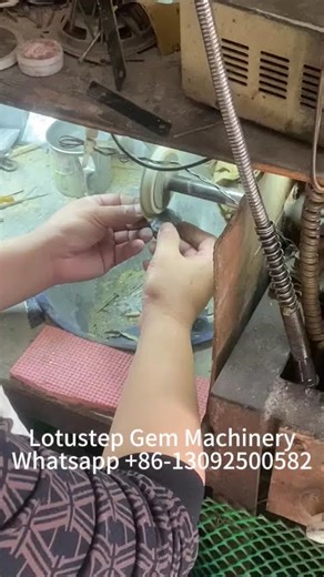 jade pendant sanding and polishing #jadecarvingspolishing #jadependantsandingandpolishing