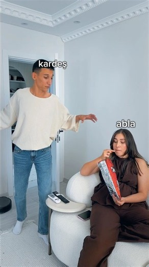 Abla kardeş ve abi üçgeni😂