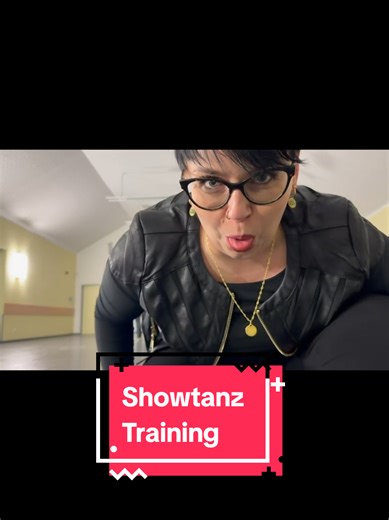 Showtanz Training Overview for Karneval Enthusiasts