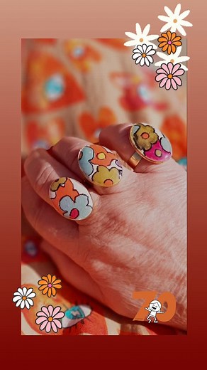 🌺Trois bagues à adopter, motifs Seventies réalisés en argile polymère. #bague #seventies #fleurs #polymerclayart #bijouxcolorés #bijouxcreateur | Le petit monde de " Déco. laure" - Créations -