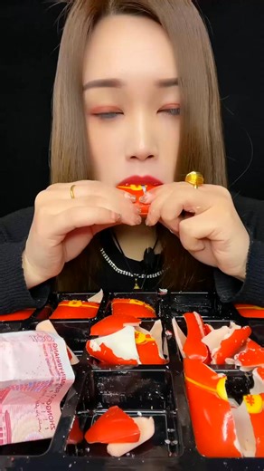 Sweet moments with a touch of flavor 🍫🍓 Loving this treat! #CandyLove #SweetEscape | Charlena Dennie