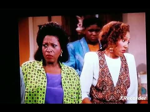 "HARRIETTE, THERE IS A CAR IN THE LIVING ROOM!!!!!!!"