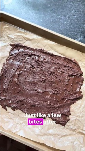 Healthy Brookie Protein Bark Recipe | Chocolate + Cookie Dough Perfection