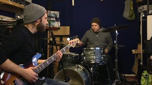 Rhythm Section Jam: Funky Disco Slap Bass Groove Pauli Pétas #BassLove Video Link: https://www.youtube.com/watch?v=64lrP3clJlI | Bass Love